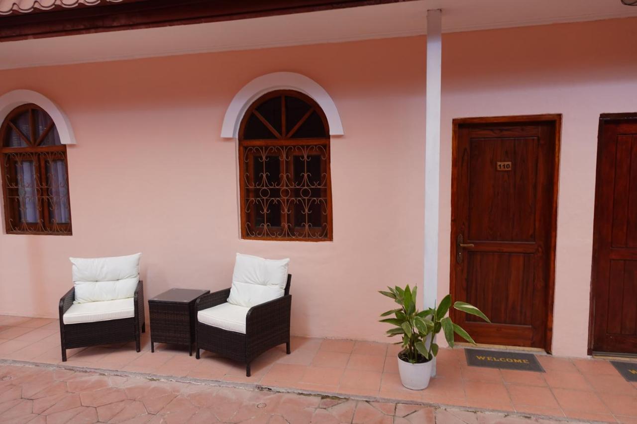 Sunset Inn By Pro-Ema Dili Exterior photo