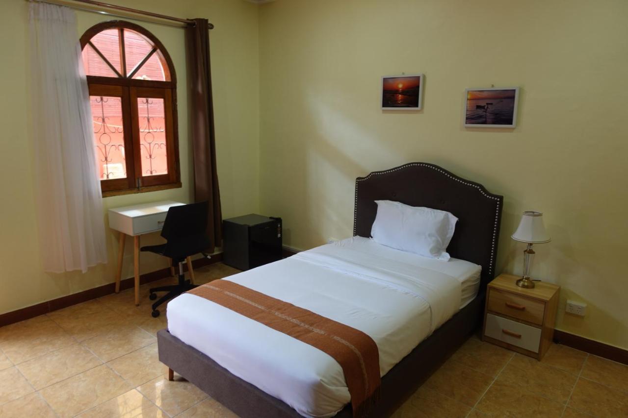 Sunset Inn By Pro-Ema Dili Exterior photo